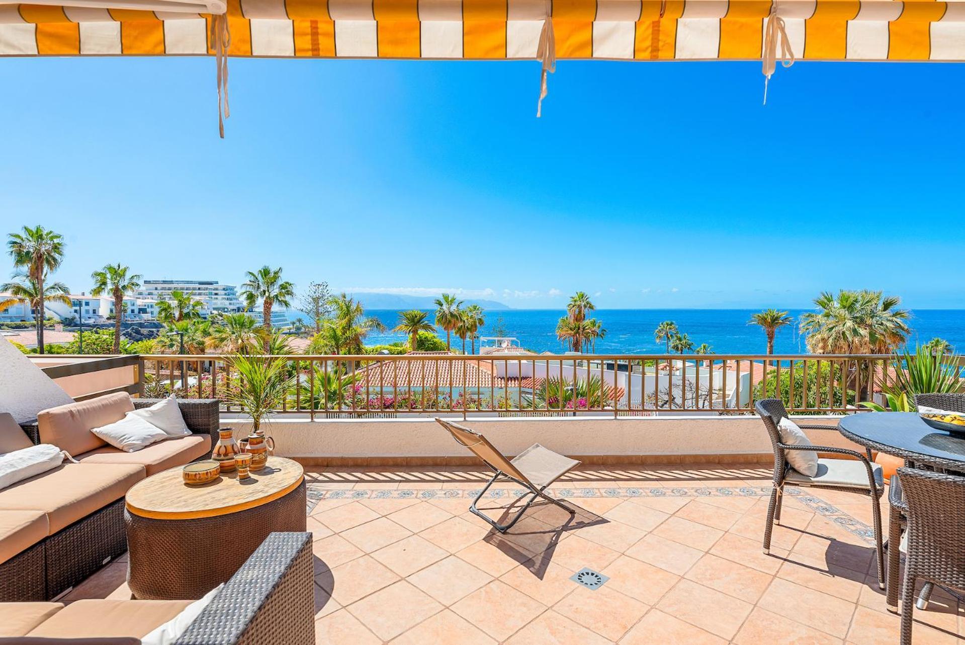 Home With Stunning View By Dream Homes Tenerife Puerto de Santiago  Bagian luar foto