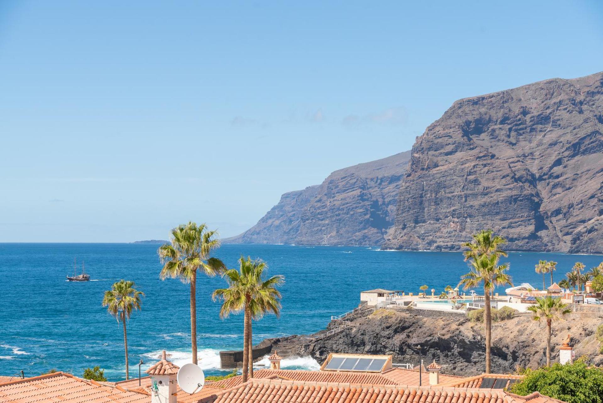 Home With Stunning View By Dream Homes Tenerife Puerto de Santiago  Bagian luar foto